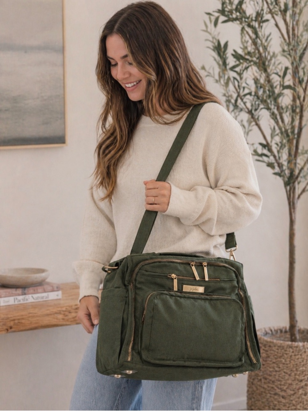 Jujube Olive Green Crossbody Utility Bag -  Multi-Pocket Shoulder Bag